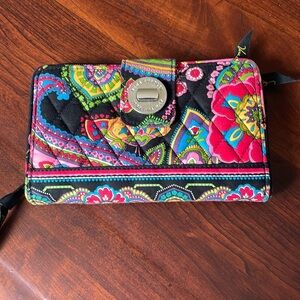 Vera Bradley symphony in hue wallet